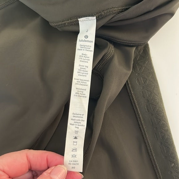 Lululemon Strength & Sweat Short 8" Dark Olive W7ANAS Size 2 - Picture 8 of 9